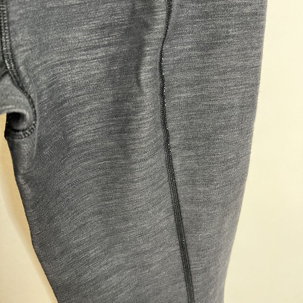Lululemon Womens Activewear Leggings Size 4 Boot Cut Leg Yoga Workout Athleisure - Picture 5 of 10